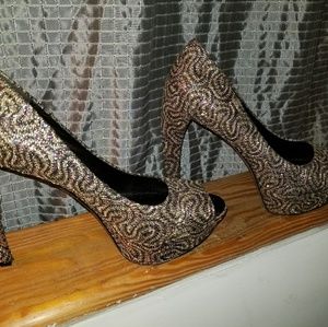 Vera Wang designer open toe pumps